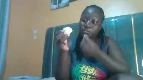 Snapshot of ladyblossoms19 chatting on April 21, 2:51 am lindah32 online show from April 21, 2:51 am