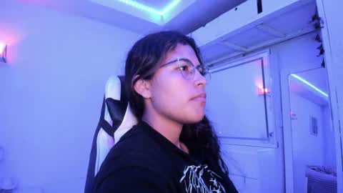  Lady  online show from June 28, 4:18 am