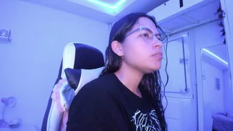  Lady  online show from June 30, 4:35 am