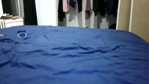 Snapshot of ladycinnabon chatting on October 12, 1:15 am Stephanie online show from October 12, 1:15 am