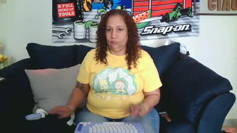 Snapshot of ladycreamypr1 chatting on June 25, 4:33 pm onlyfans Ladycreamypr online show from June 25, 4:33 pm
