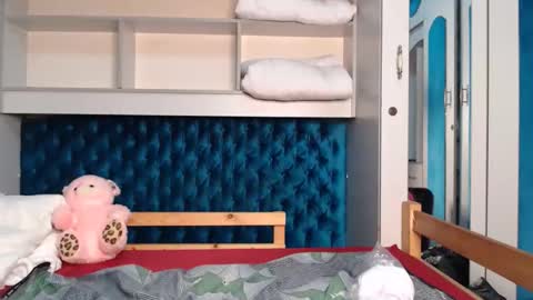 Snapshot of ladydiva69 chatting on February 1, 7:29 am ladydiva69 online show from February 1, 7:29 am