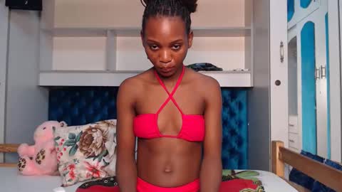 Snapshot of ladydiva69 chatting on March 1, 9:28 pm ladydiva69 online show from March 1, 9:28 pm