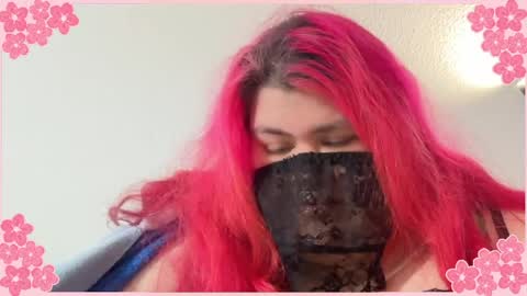 ladykitsunebig online show from May 12, 7:38 am