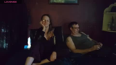 ladykiva_n_hubz online show from October 6, 12:41 am