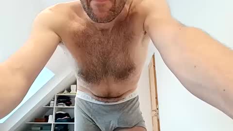 ladylover_1 online show from December 13, 9:02 am