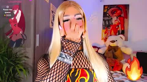 Snapshot of ladynoah chatting on September 14, 11:15 pm Noah Smith online show from September 14, 11:15 pm