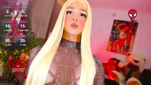 Snapshot of ladynoah chatting on September 30, 11:43 pm Noah Smith online show from September 30, 11:43 pm