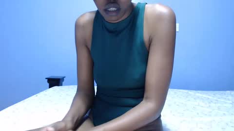 ladyqeeen online show from February 12, 6:40 pm