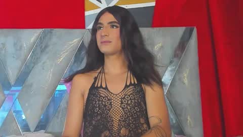 Snapshot of ladys_horny chatting on October 30, 5:24 pm Camila y Ashley online show from October 30, 5:24 pm