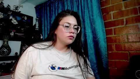 laia_hadid online show from February 23, 5:27 am