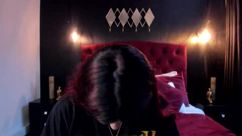 Laia  online show from February 9, 11:36 am