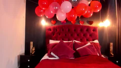 Laia  online show from February 18, 11:50 am