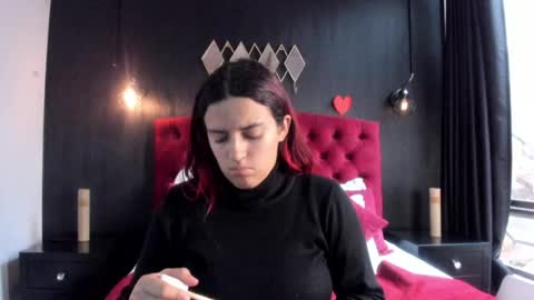 Snapshot of laia_jonees chatting on April 29, 12:31 pm Laia online show from April 29, 12:31 pm