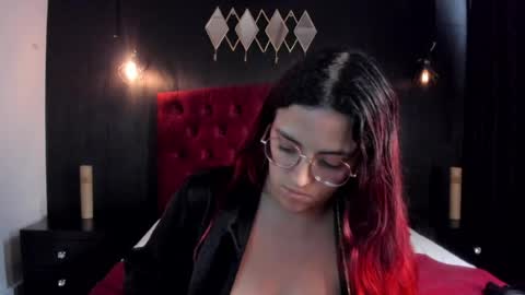 Snapshot of laia_jonees chatting on April 29, 5:30 pm Laia online show from April 29, 5:30 pm