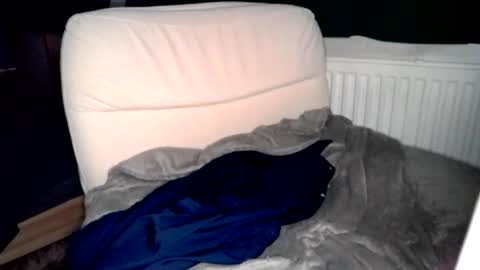 Snapshot of lailaiahr chatting on January 19, 2:37 am lailaiahr online show from January 19, 2:37 am