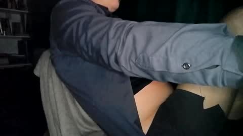 Snapshot of lailaiahr chatting on February 14, 3:03 am lailaiahr online show from February 14, 3:03 am