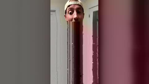 lailajeand online show from April 18, 8:07 am