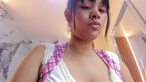   online show from March 24, 11:37 am