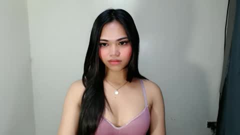 Snapshot of laire_allure chatting on May 1, 6:07 am laire online show from May 1, 6:07 am