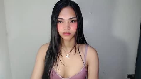 Snapshot of laire_allure chatting on May 21, 6:42 am laire online show from May 21, 6:42 am