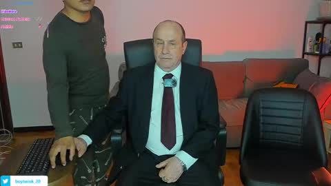 lajose52 online show from April 17, 7:28 pm