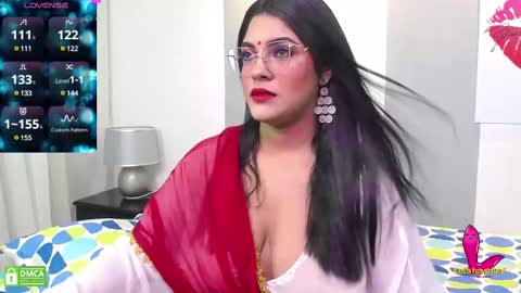 Snapshot of lakshmirani617378 chatting on February 11, 10:15 am Laskhmirani online show from February 11, 10:15 am