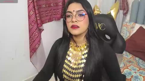 Snapshot of lakshmirani617378 chatting on November 19, 12:05 pm Laskhmirani online show from November 19, 12:05 pm