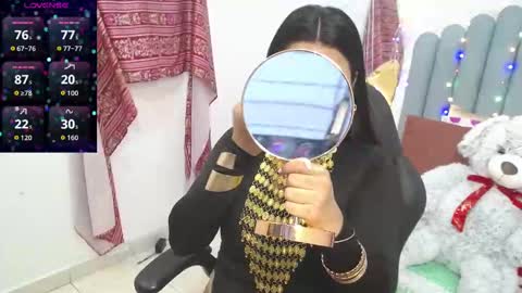 Snapshot of lakshmirani617378 chatting on November 21, 11:20 am Laskhmirani online show from November 21, 11:20 am