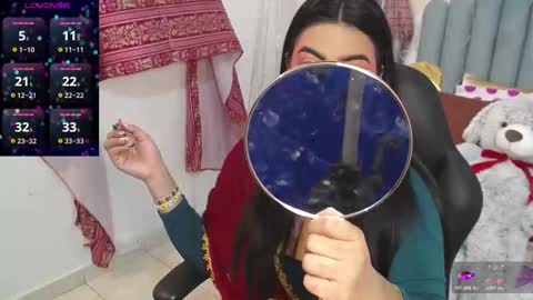 Snapshot of lakshmirani617378 chatting on November 22, 11:42 am Laskhmirani online show from November 22, 11:42 am