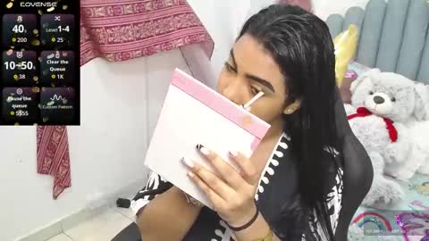 Snapshot of lakshmirani617378 chatting on December 3, 11:30 am Laskhmirani online show from December 3, 11:30 am