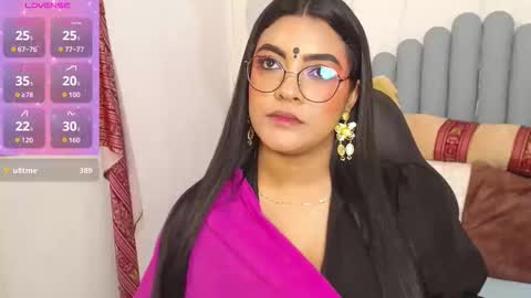 Snapshot of lakshmirani617378 chatting on February 24, 2:26 pm Laskhmirani online show from February 24, 2:26 pm