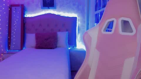 lala Moon online show from January 16, 10:52 am