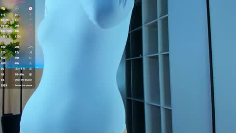 Julia online show from January 18, 8:01 pm