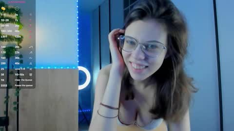 Julia online show from February 16, 8:05 pm