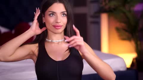 Snapshot of lalaroze chatting on November 27, 8:22 pm Lala online show from November 27, 8:22 pm