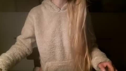 lalenka online show from November 29, 2:53 pm