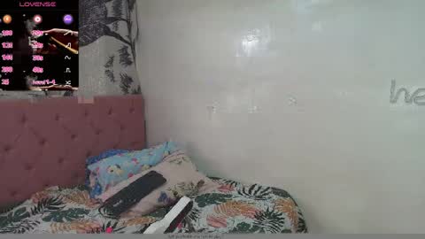 lali_hot0207 online show from April 14, 7:20 pm