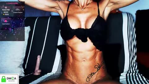 Lola online show from October 9, 7:06 am