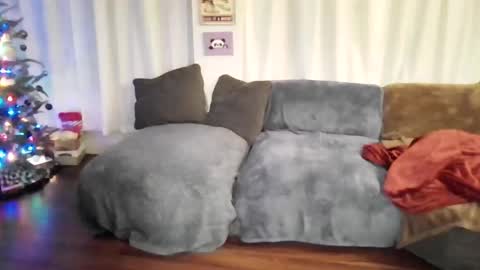 Snapshot of lalove99 chatting on December 18, 11:00 pm LALOVE99 online show from December 18, 11:00 pm