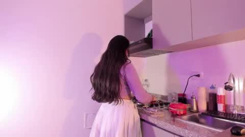 Snapshot of laly_cherry_ chatting on October 22, 2:06 pm Laura online show from October 22, 2:06 pm