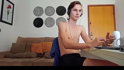 Lemme B online show from July 30, 4:06 pm