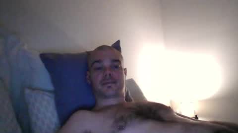 Snapshot of lambch0ps chatting on December 17, 12:44 pm lambch0ps online show from December 17, 12:44 pm