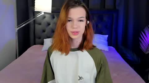 Mimi online show from April 17, 8:12 pm