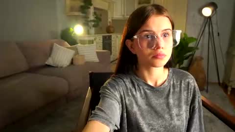 Snapshot of lamonicaptak chatting on July 3, 3:02 am Emily online show from July 3, 3:02 am