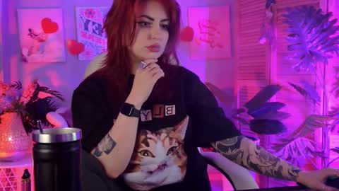 just call me Lana  and her security online show from March 14, 8:53 am