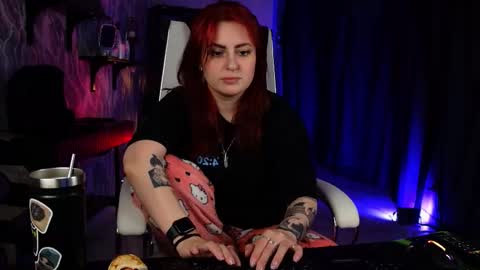 just call me Lana  and her security online show from March 22, 9:34 am