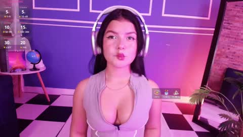  Lana  online show from October 18, 11:11 am