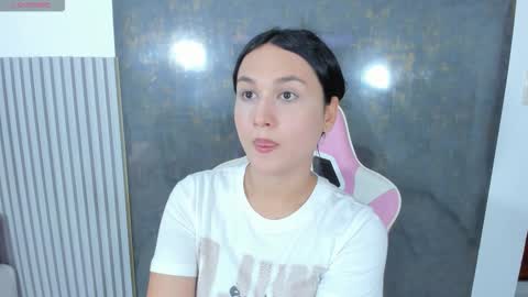 Lana online show from January 7, 8:33 pm