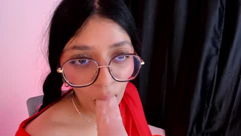 Snapshot of lana_dol chatting on January 28, 3:25 pm ... . . ... online show from January 28, 3:25 pm